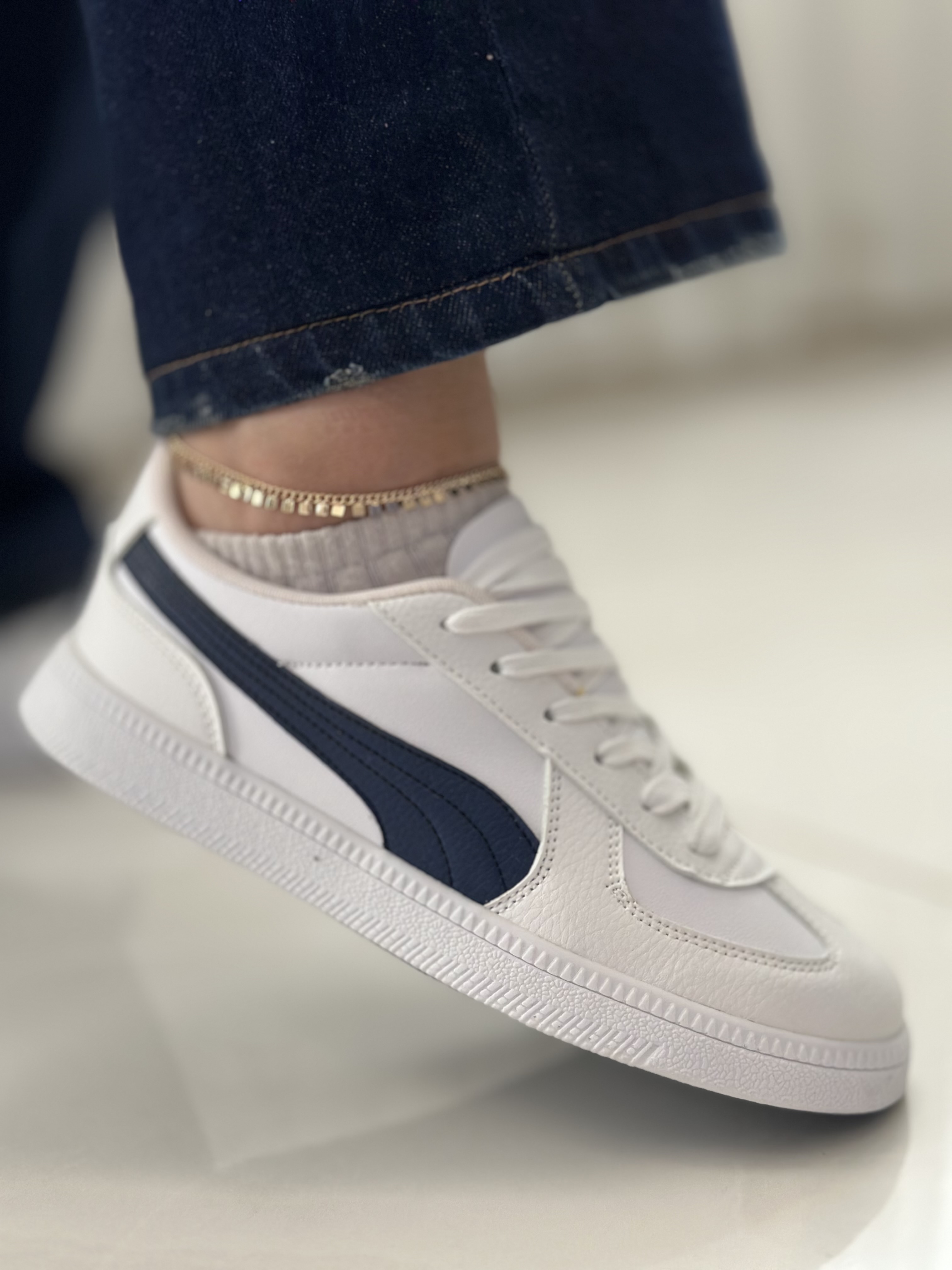 ونس دخترانه پوما سفید سرمه ای